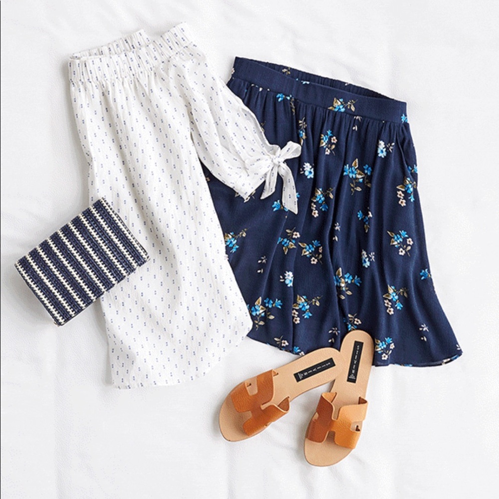 4 Item | OUTFIT MYSTERY BOX